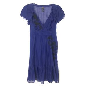 Anthropologie Lithe Petit Four v-neck silk blend embroidered floral dress
Size 4